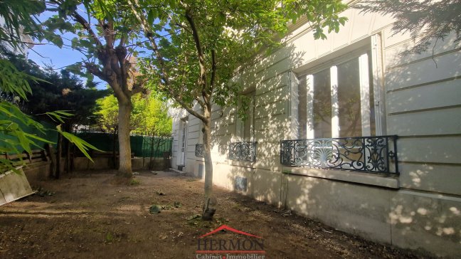 Vente Appartement  4 pices - 117m 92700 Colombes