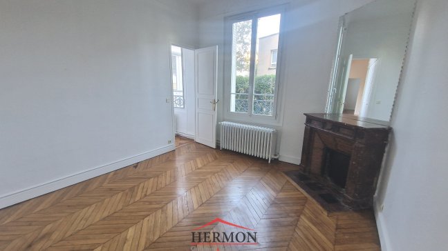 Vente Appartement  4 pices - 117m 92700 Colombes